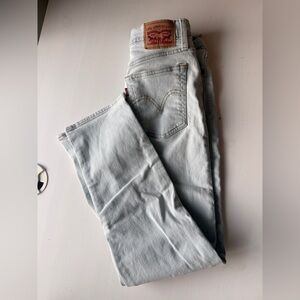 Levi’s wedgie straight jeans 26 light wash